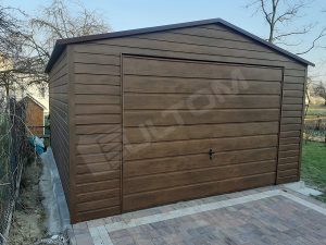 Plechová garáž 4x6m v imitaci dřeva | Konstrukce z uzavřených profilů